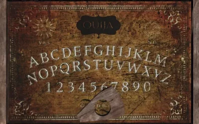 Jak używać Ouija Board w Phasmophobia? Jakie pytania zadawać duchowi?